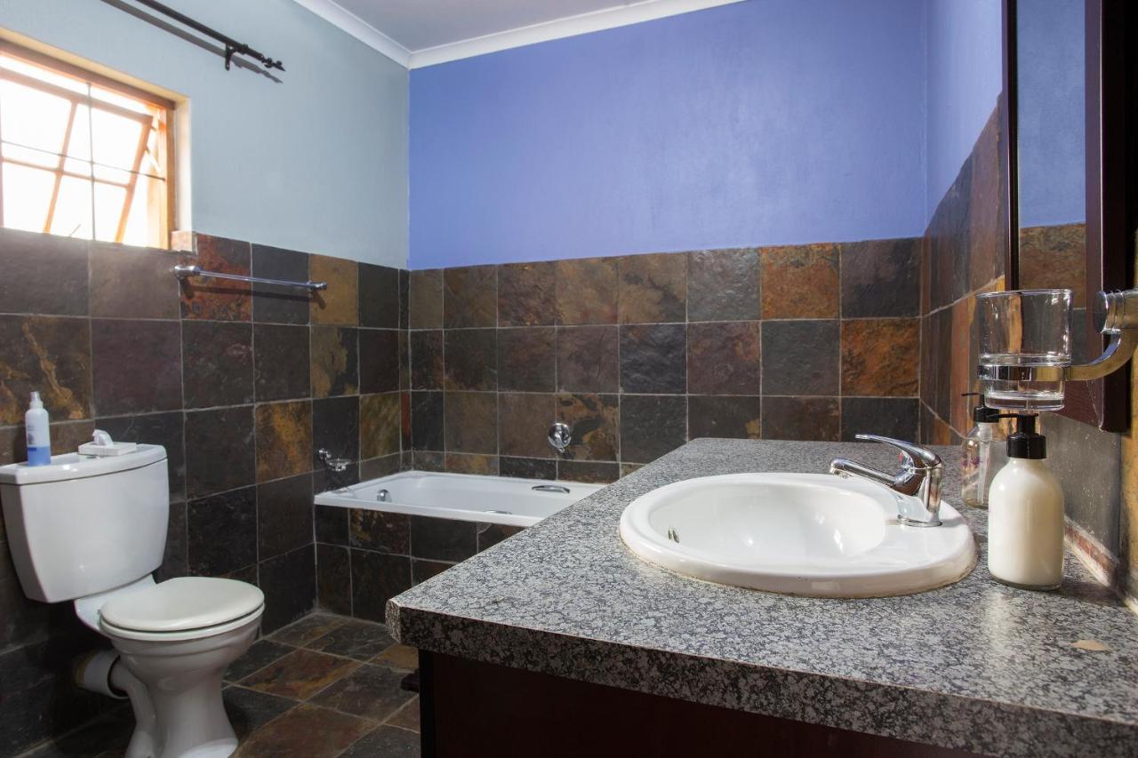Purple Gecko Guest House Lydenburg Exterior photo